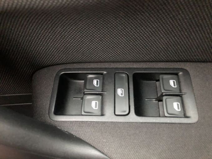 2017 Volkswagen Polo