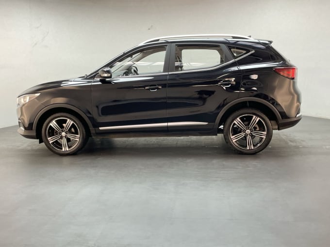 2025 Mg Mg Zs