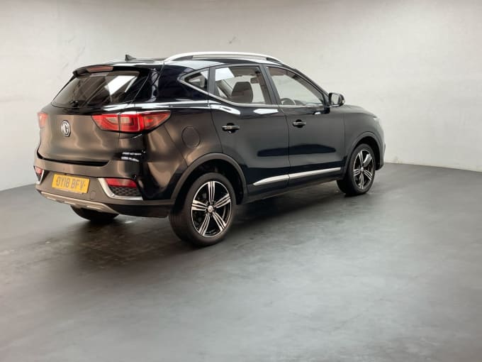 2025 Mg Mg Zs