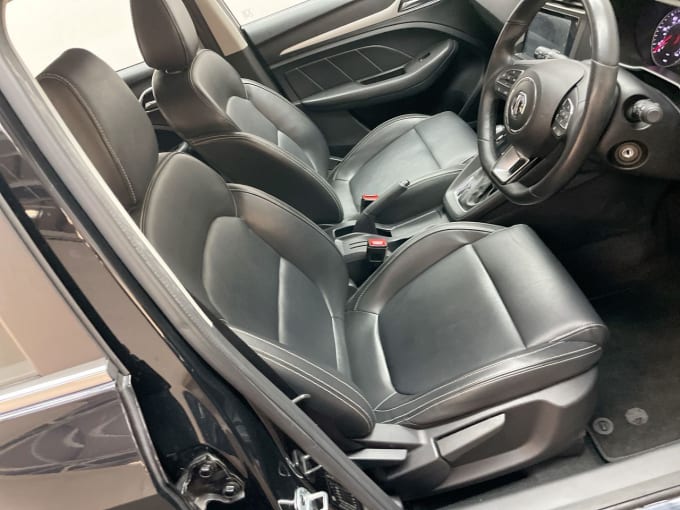2025 Mg Mg Zs