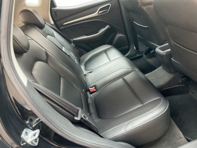 2025 Mg Mg Zs