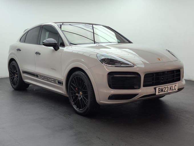 2025 Porsche Cayenne