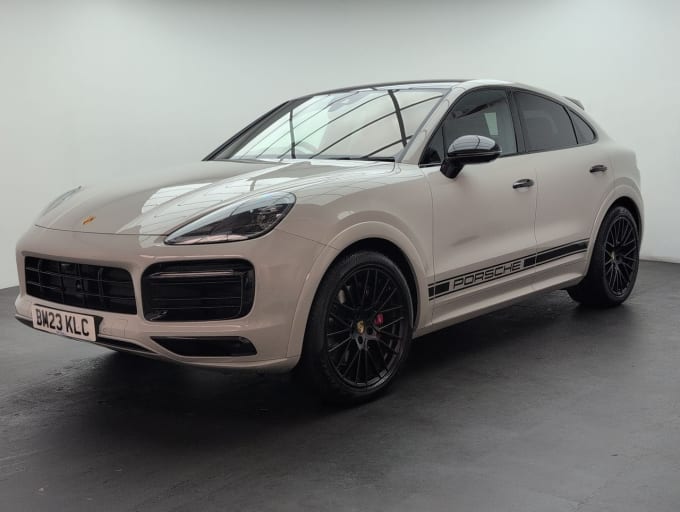 2025 Porsche Cayenne