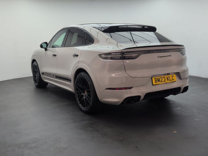 2025 Porsche Cayenne