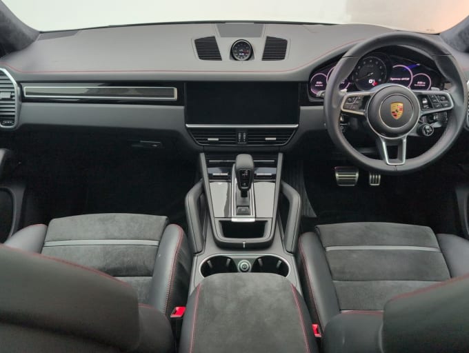 2025 Porsche Cayenne