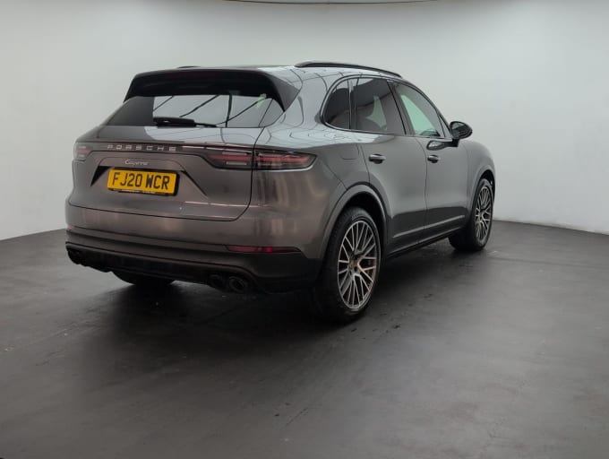 2025 Porsche Cayenne
