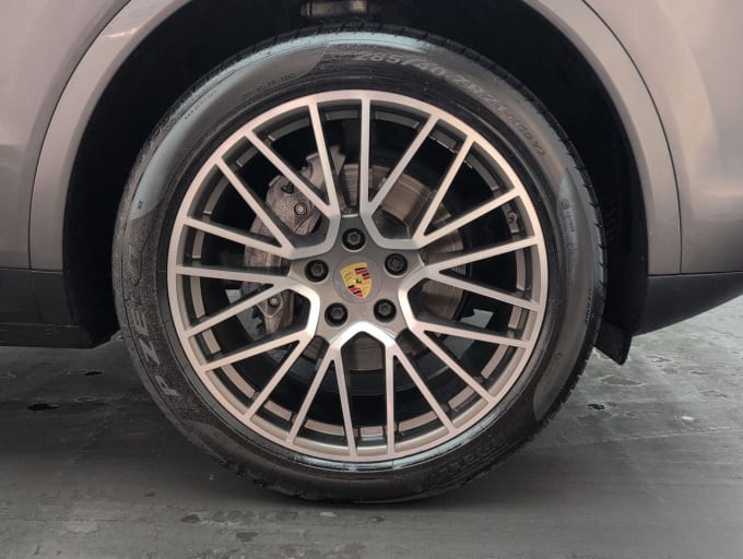 2025 Porsche Cayenne