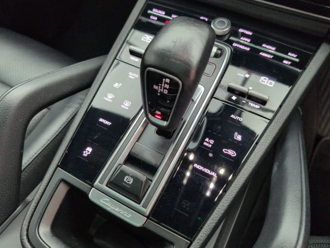 2025 Porsche Cayenne