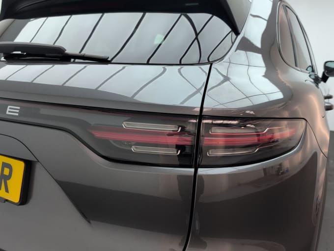 2025 Porsche Cayenne