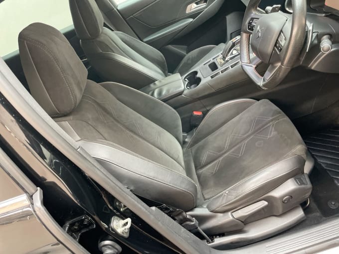 2025 Ds Automobiles Ds 7