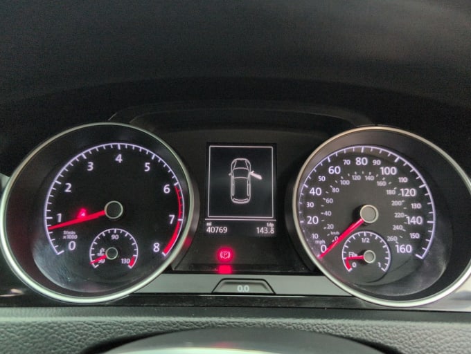 2025 Volkswagen Golf