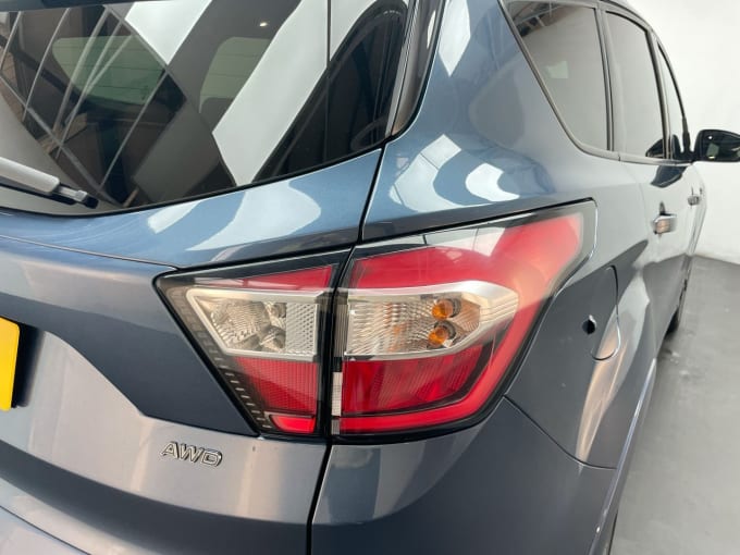 2025 Ford Kuga
