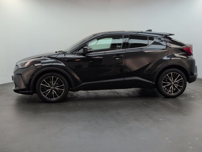 2025 Toyota C-hr