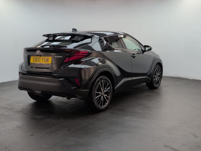 2025 Toyota C-hr
