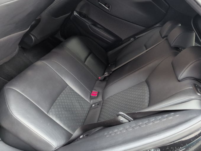 2025 Toyota C-hr