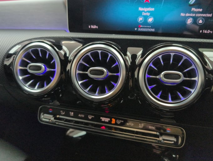 2025 Mercedes-benz Cla
