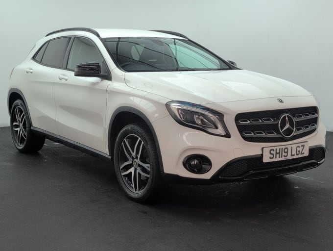 2025 Mercedes-benz 180