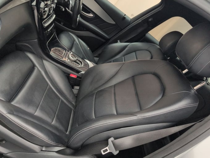 2025 Mercedes-benz Glc