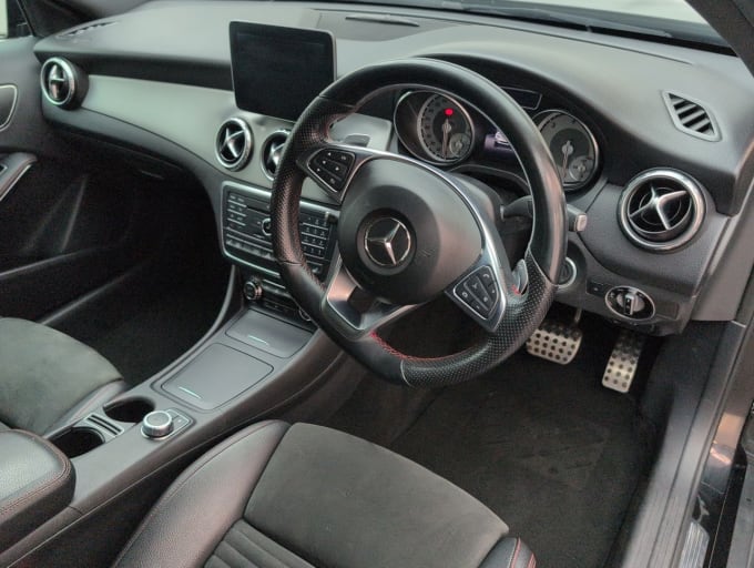 2025 Mercedes-benz 180
