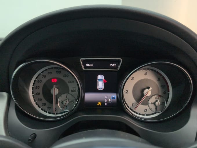2025 Mercedes-benz 180