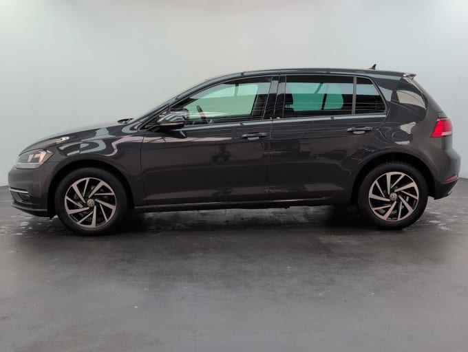 2025 Volkswagen Golf
