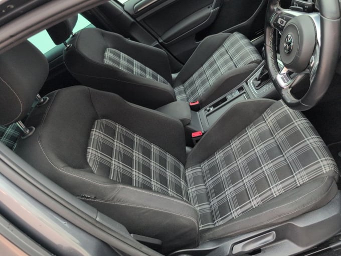 2025 Volkswagen Golf