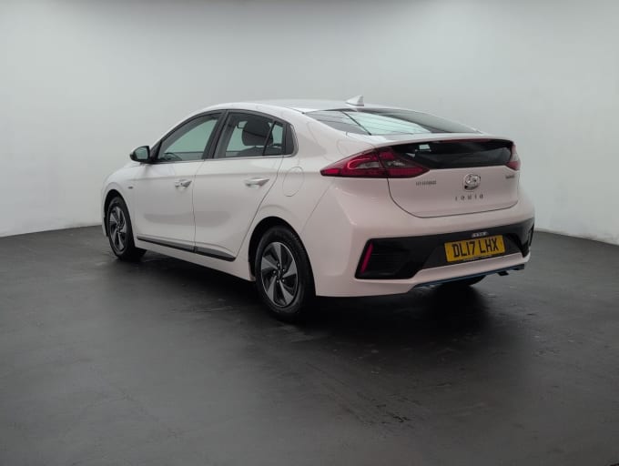 2025 Hyundai Ioniq