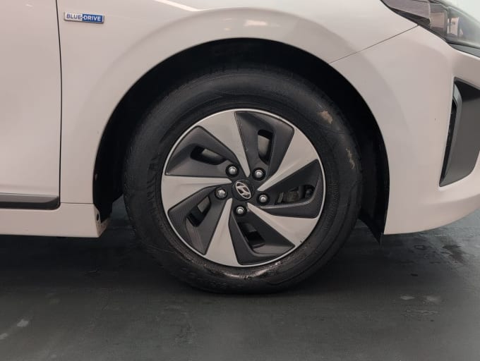 2025 Hyundai Ioniq