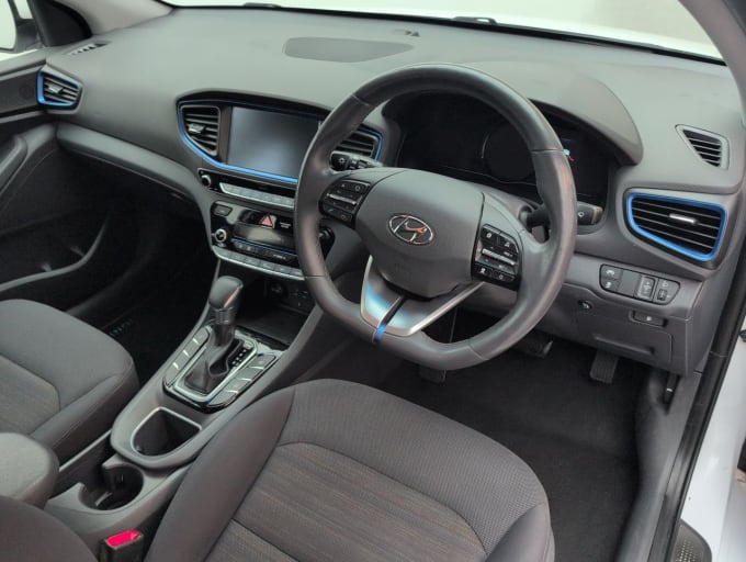 2025 Hyundai Ioniq