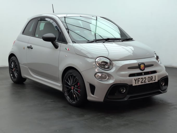 2025 Abarth 595