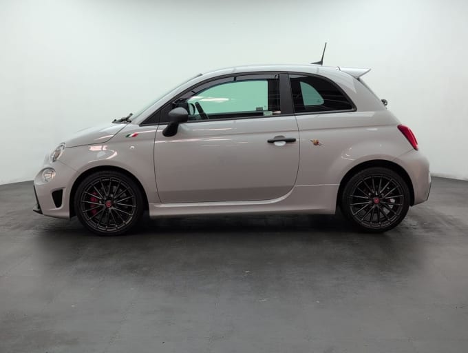 2025 Abarth 595