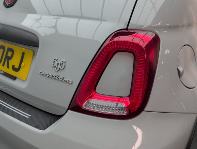 2025 Abarth 595