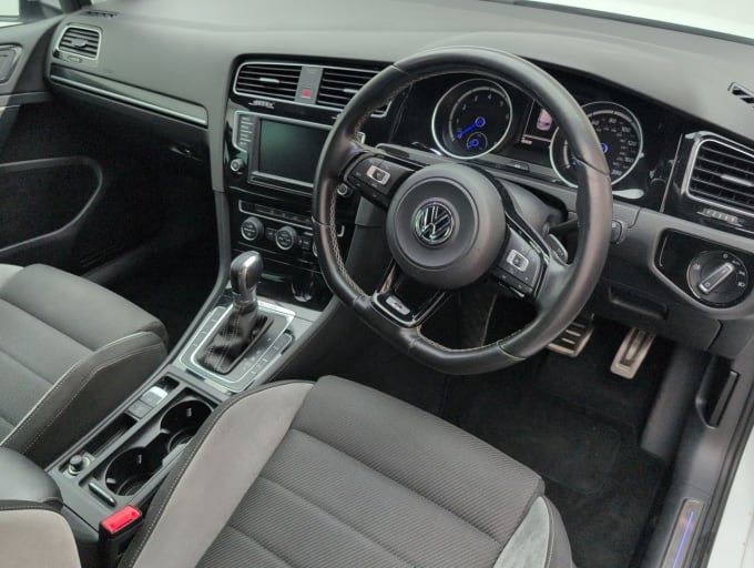 2025 Volkswagen Golf