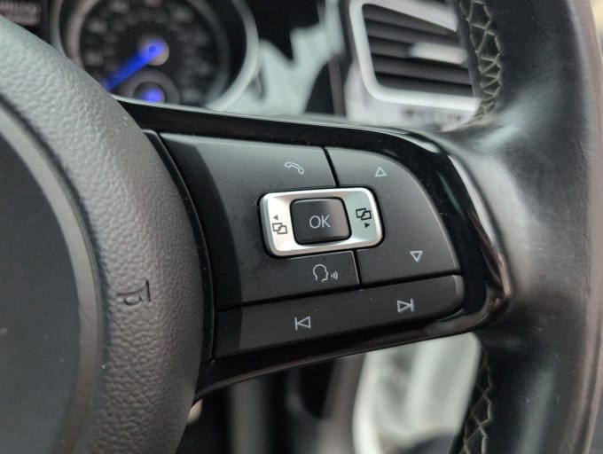 2025 Volkswagen Golf