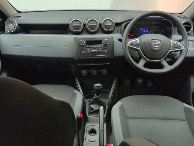 2025 Dacia Duster