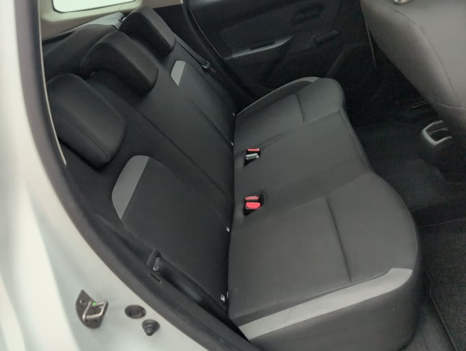 2025 Dacia Duster