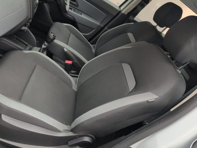 2025 Dacia Duster
