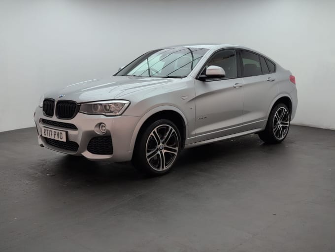 2025 BMW X4