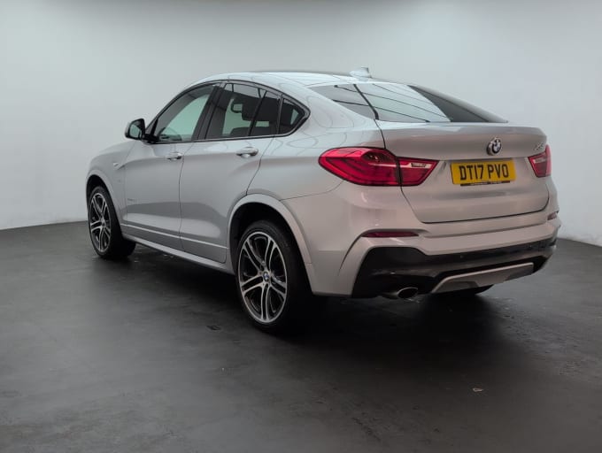2025 BMW X4