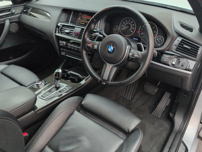 2025 BMW X4