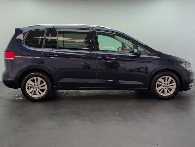 2025 Volkswagen Touran
