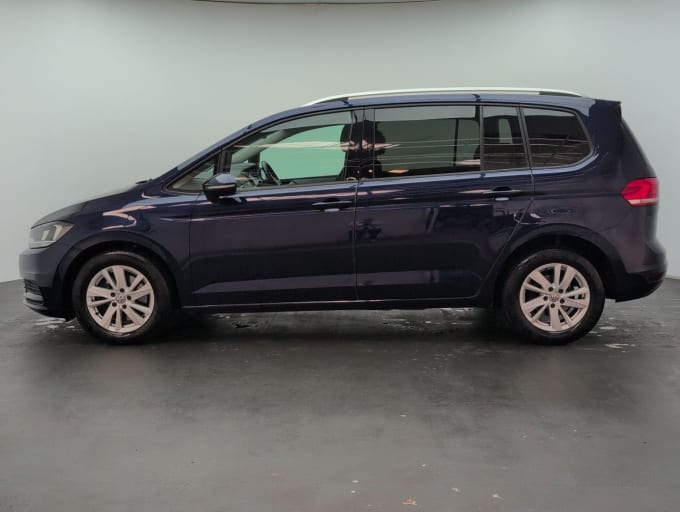 2025 Volkswagen Touran