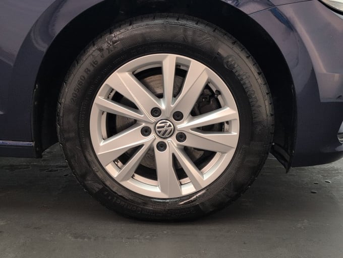 2025 Volkswagen Touran