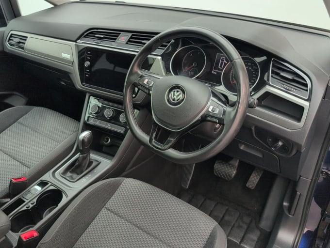 2025 Volkswagen Touran