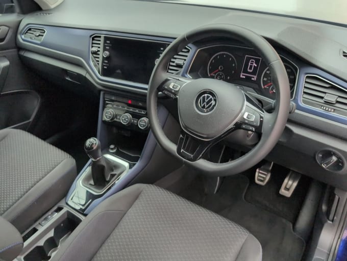 2025 Volkswagen T-roc