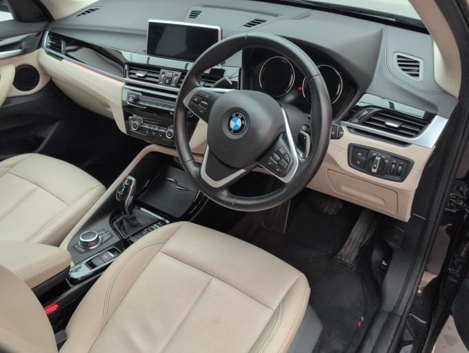 2025 BMW X1