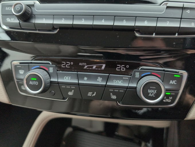 2025 BMW X1