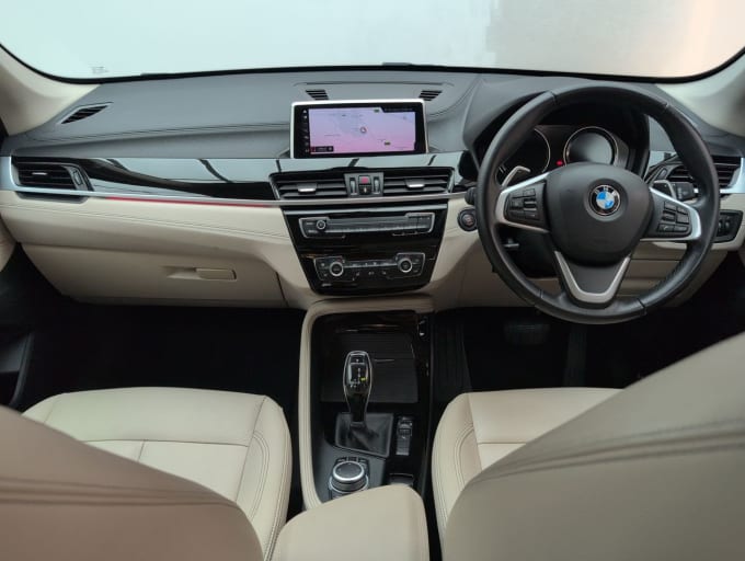 2025 BMW X1