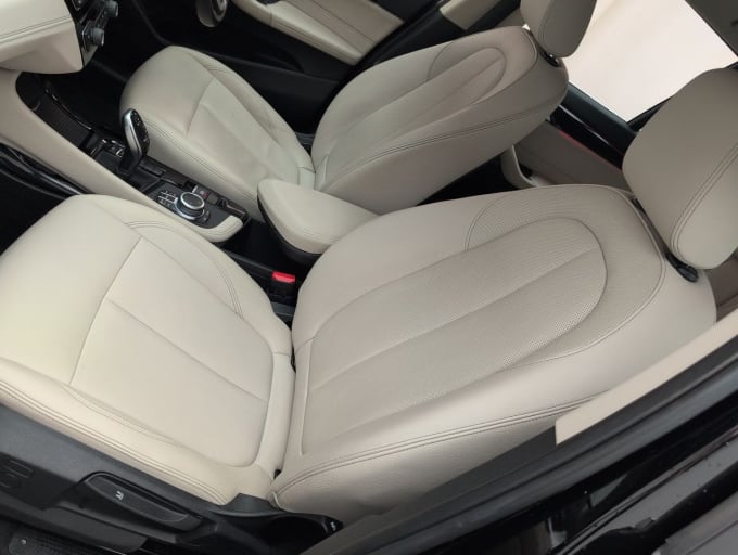 2025 BMW X1