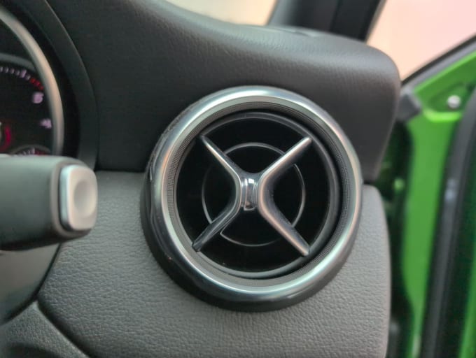 2025 Mercedes-benz Gla-class